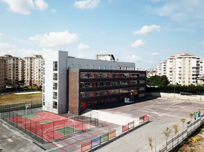 İstanbul - Pendik Hulusi Behçet Sağlık Meslek Lisesi